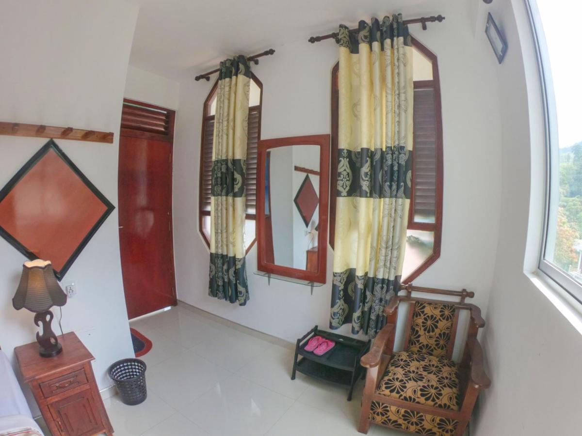 Hotel Siumi Rest Nallathanniya Exteriér fotografie